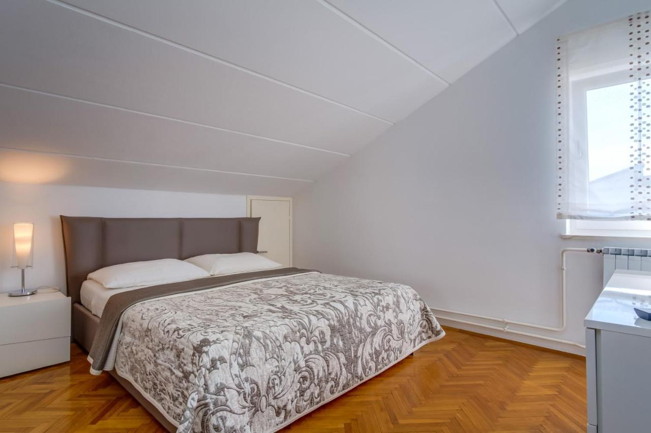 Apartamento Leonida Mali Lošinj Exterior foto