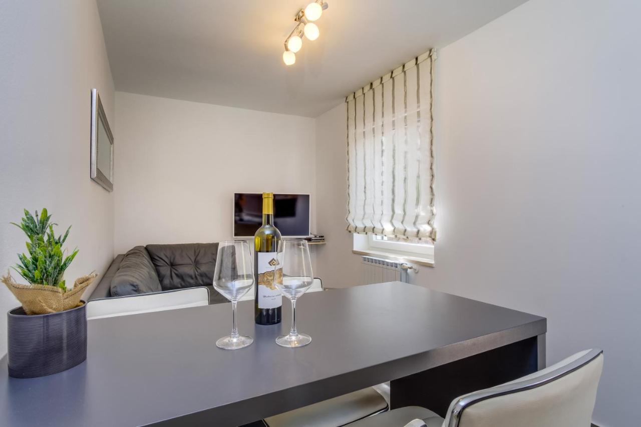 Apartamento Leonida Mali Lošinj Exterior foto