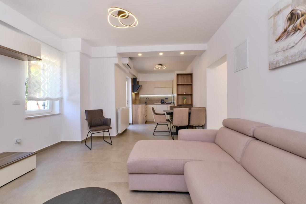 Apartamento Leonida Mali Lošinj Exterior foto